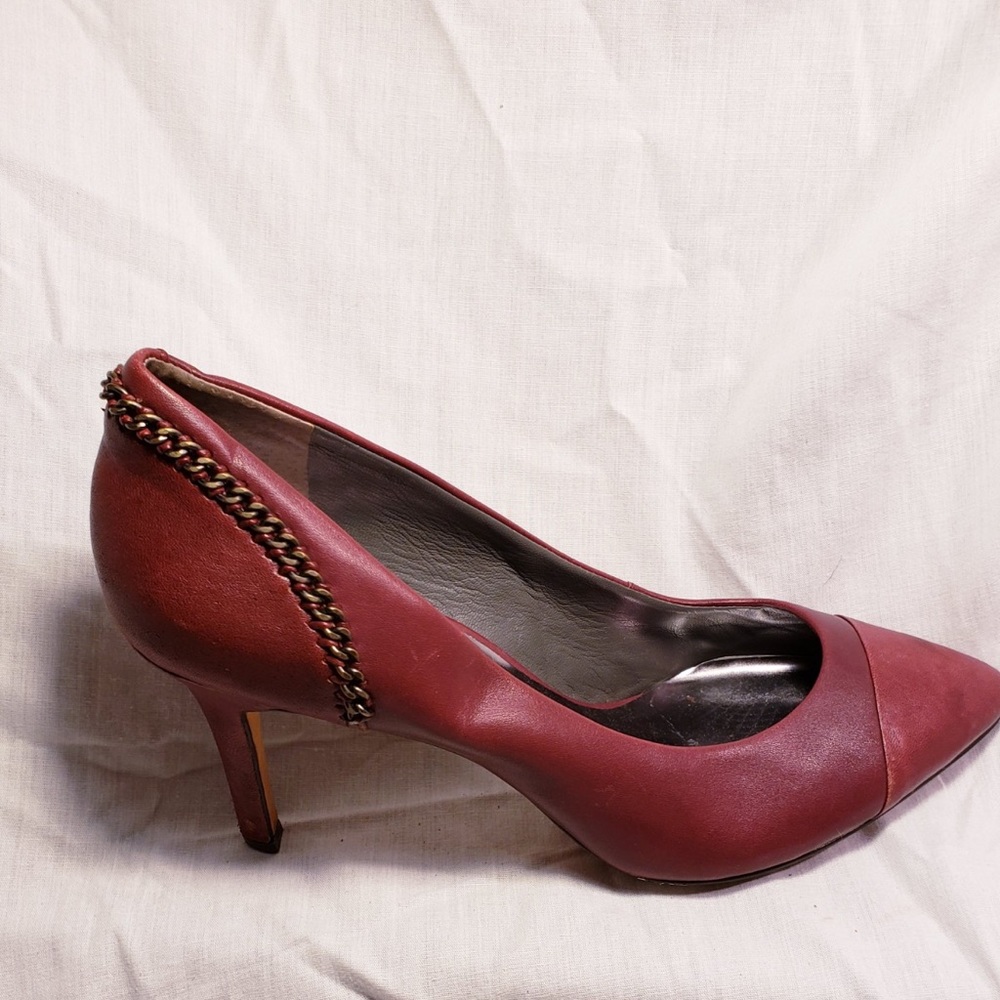 Burgundy colored Leather pumps